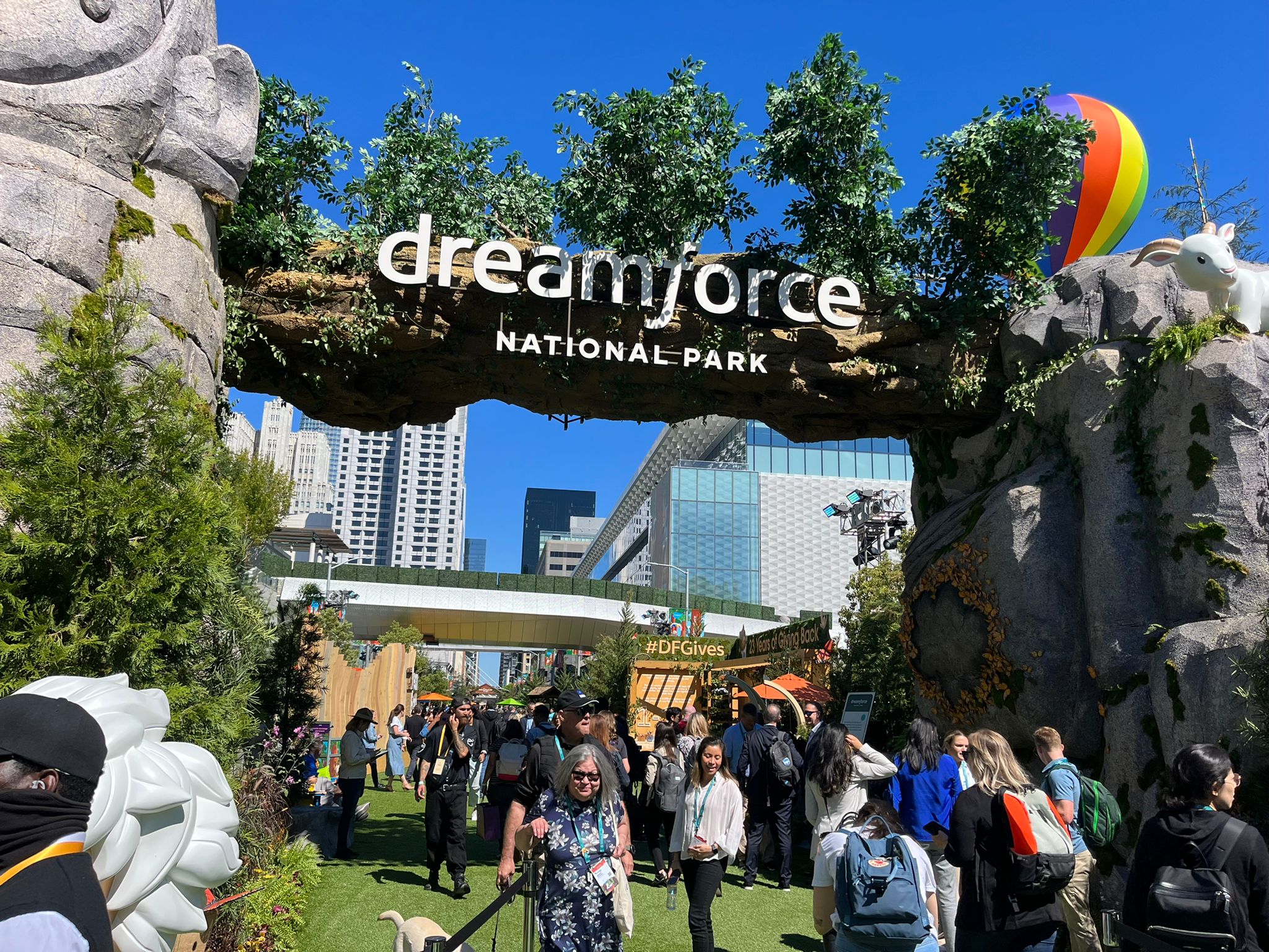 Dreamforce Cloudely